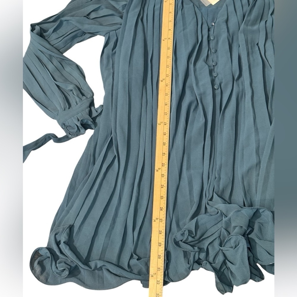 Endless Rose Pleated Romper New With Tags - Picture 12 of 12